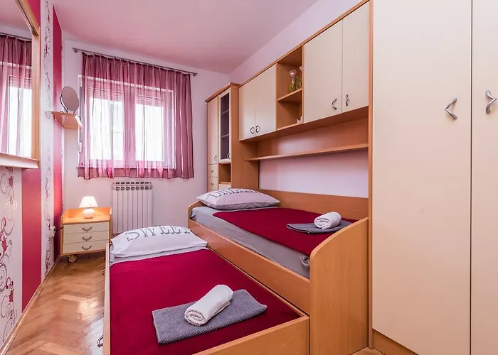 Kristina شقة زادار