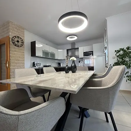 Kristina Apartman Zadar