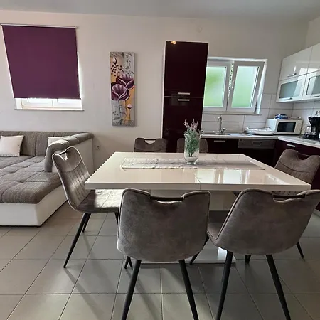 Kristina Apartman